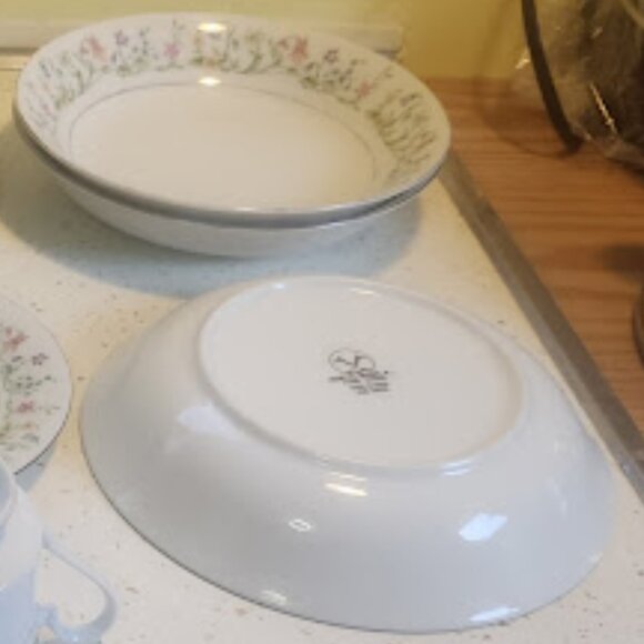 Vintage Sea Gull Fine China Floral Dining Set Replacement Pieces -10 items - Picture 5 of 8